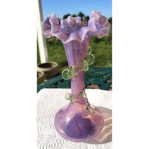 Victorian Art Glass Stevens and Williams Uranium  Plum Purple Opalescent Vase